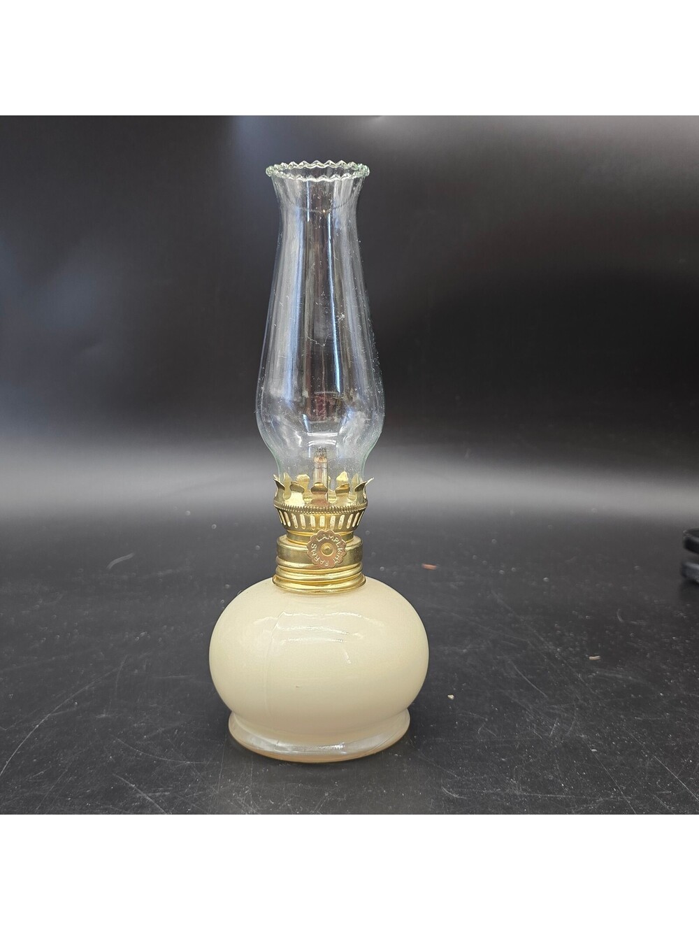 Vintage Lamplight Farms Mini Ivory Glass Oil Lamp – Made in Italy 8"